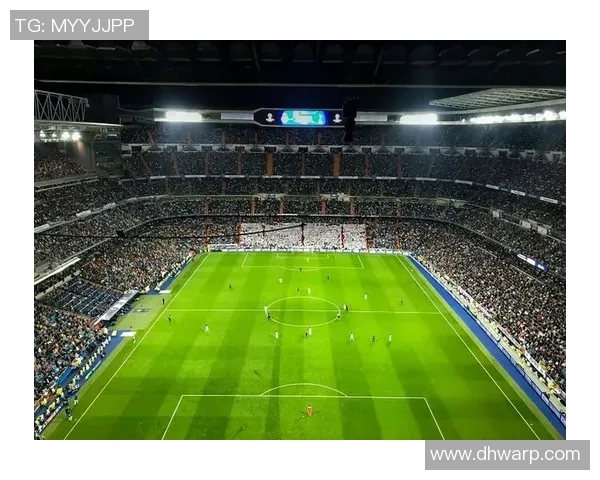 球场传奇：这位足球天才的奋斗历程与辉煌瞬间解析